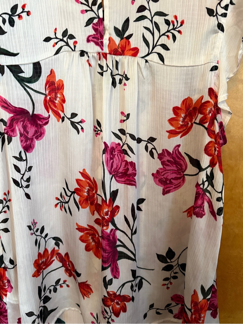 Old Navy Floral Blouse Size Large - Picture 5 of 8